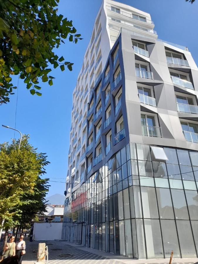Urban Serenity City Skyline View Apartment 1 ティラナ エクステリア 写真